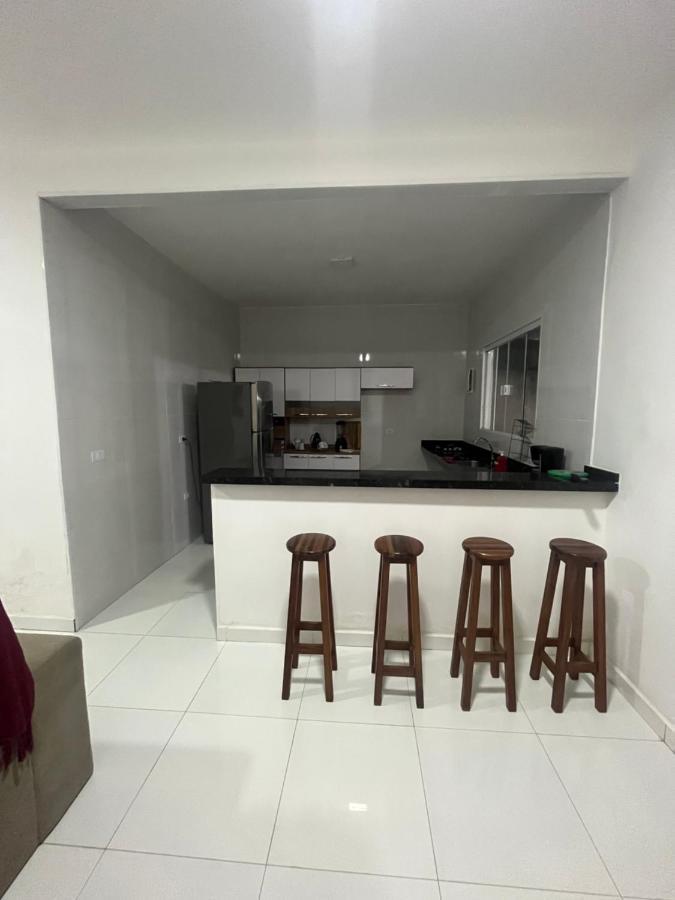 Casa Familiar De Veraneio กัวรูจา ภายนอก รูปภาพ